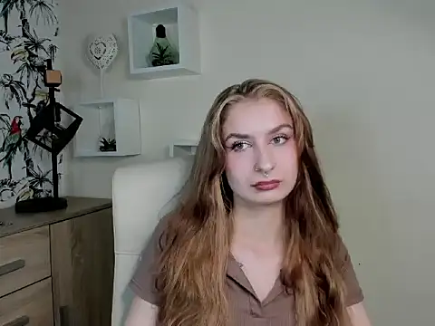 NinaBlond1 online show from September 2025 06:08:01 AM