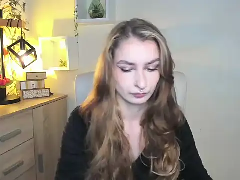 NinaBlond1 online show from November 2025 06:35:02 AM