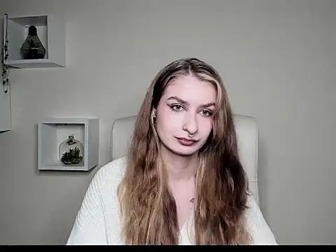 NinaBlond1 online show from October 2025 06:45:02 AM