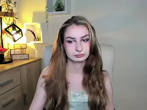 NinaBlond1 online show from November 2025 06:46:02 AM