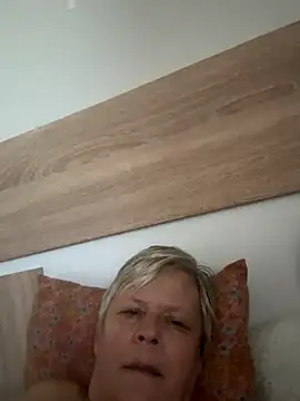 VyC7564 online show from October 2025 08:35:01 AM