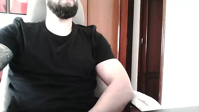 yourfantasy777 online show from April 2026 03:41:01 PM