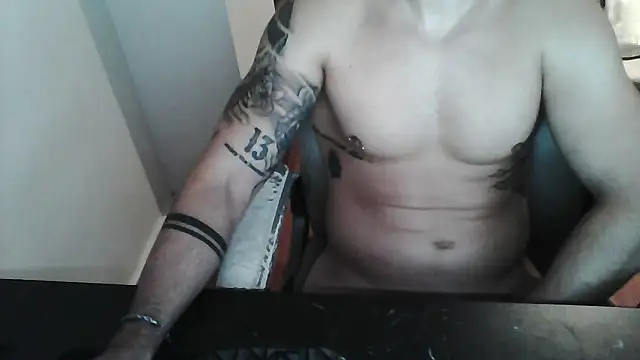 yourfantasy777 online show from November 2025 03:27:01 PM