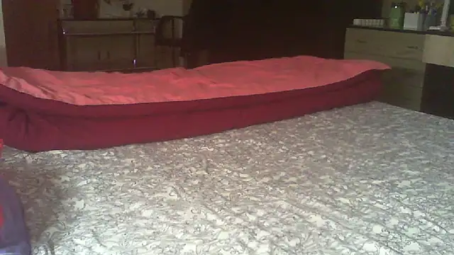 Lauray1 online show from March 2026 04:54:02 PM