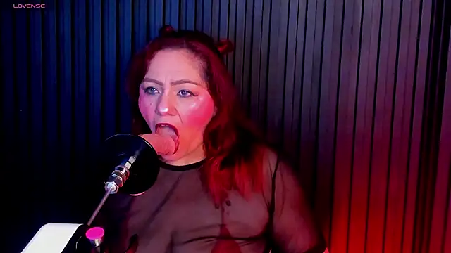 Aliyahsstone online show from February 2026 06:51:01 PM