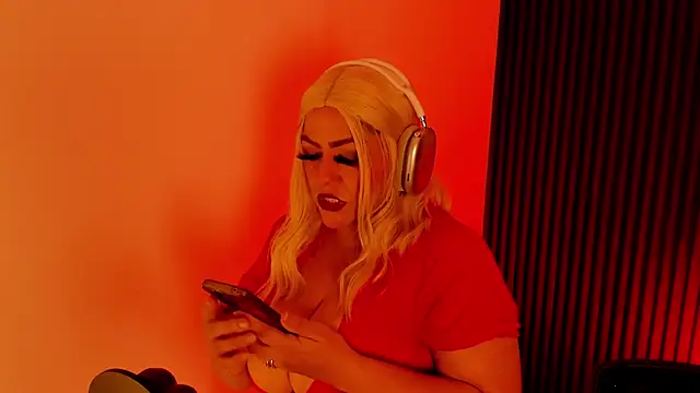 Aliyahsstone online show from November 2025 12:21:01 PM