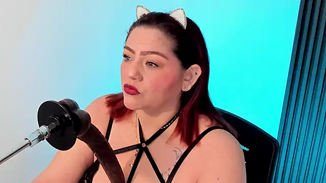 Aliyahsstone online show from October 2025 12:04:01 PM