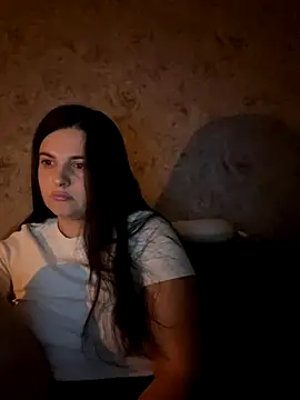 Snapshot of SweetBerryX chatting on September 2025 07:32:02 PM SweetBerryX online show from September 2025 07:32:02 PM