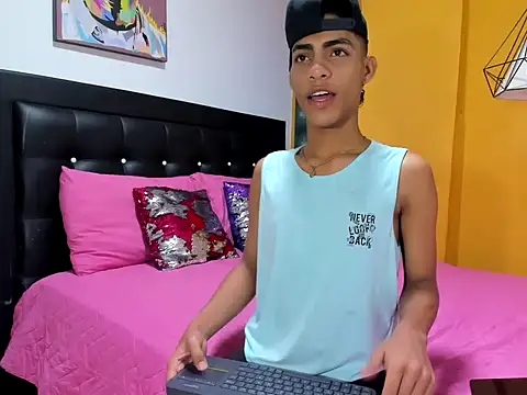 franco clark online show from October 2025 02:23:02 AM