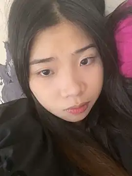 Snapshot of -Tania- chatting on November 2025 09:12:02 AM -Tania- online show from November 2025 09:12:02 AM