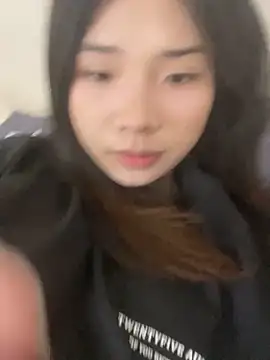 Snapshot of -Tania- chatting on October 2025 08:17:01 AM -Tania- online show from October 2025 08:17:01 AM