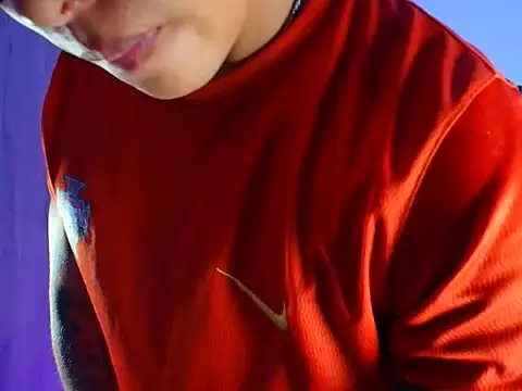 Snapshot of evan_greey chatting on October 2025 04:21:02 AM evan greey online show from October 2025 04:21:02 AM