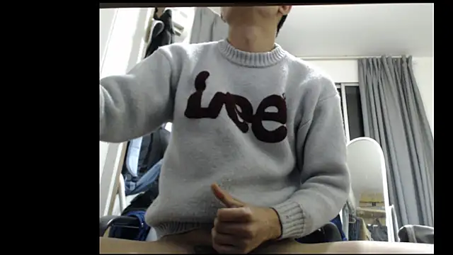 Snapshot of leeyoung_ chatting on February 2026 01:40:01 PM leeyoung online show from February 2026 01:40:01 PM