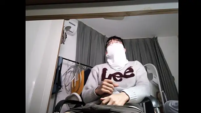 leeyoung  online show from December 2025 11:55:01 AM