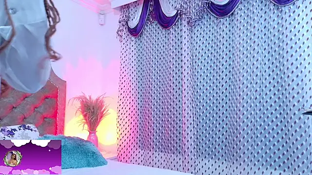 Snapshot of Scarlett_Star01 chatting on April 2026 02:54:02 PM Scarlett Star01 online show from April 2026 02:54:02 PM