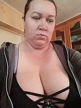 xdevo4ka katyax online show from October 2025 11:45:01 AM