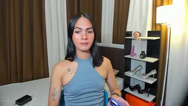 Sedictive Samantha online show from November 2025 05:03:02 PM