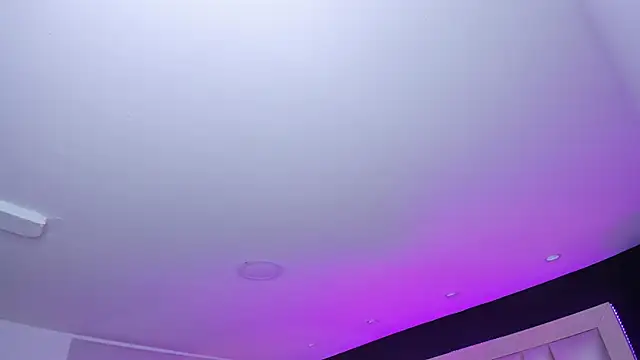 Snapshot of LuisaJonnes_ chatting on November 2025 06:30:02 PM LuisaJonnes online show from November 2025 06:30:02 PM