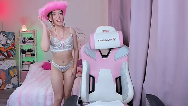 Leri Dells online show from November 2025 03:05:01 AM