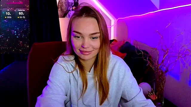 KitsyMoore online show from September 2025 01:18:01 PM