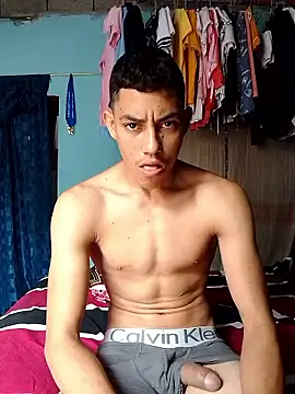 SalariedNudist online show from September 2025 02:45:01 PM