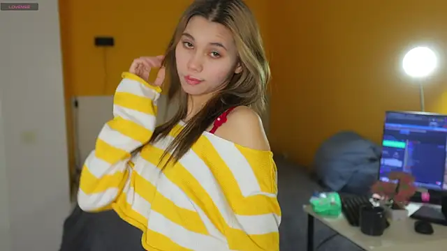 lovekissmes online show from October 2025 03:11:01 PM