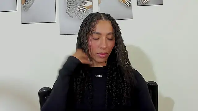 KAYLA BATISTA  online show from April 2026 06:30:02 PM