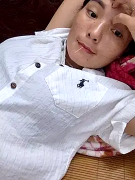 Snapshot of phuongxinhxan chatting on October 2025 05:08:02 AM phuongxinhxan online show from October 2025 05:08:02 AM