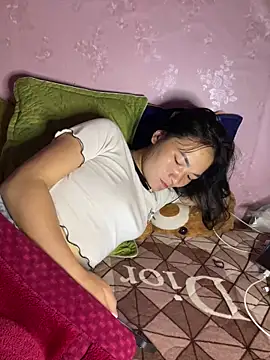 phuongxinhxan online show from February 2026 12:00:01 AM