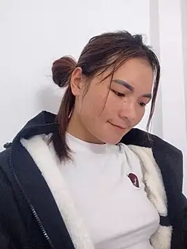 phuongxinhxan online show from November 2025 01:15:02 AM