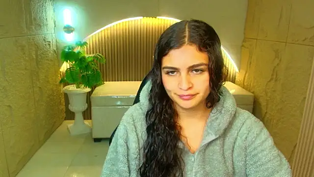 dany r  online show from January 2026 12:43:02 PM