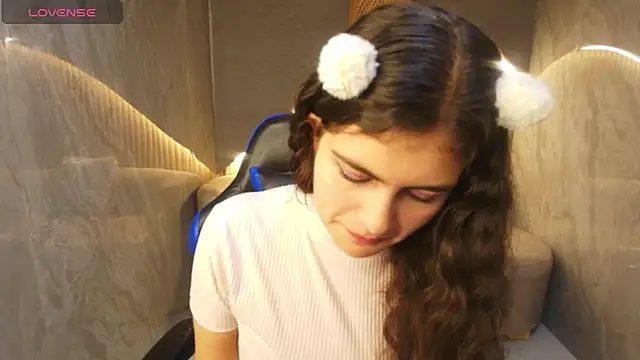 dany r  online show from October 2025 01:23:02 PM