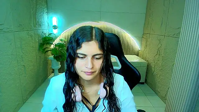 dany r  online show from March 2026 01:10:02 PM