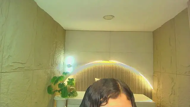 dany r  online show from December 2025 01:03:02 PM