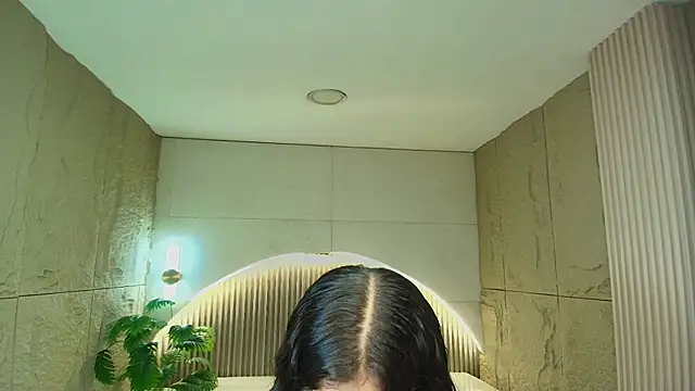 dany r  online show from November 2025 01:00:02 PM