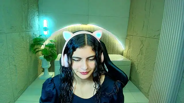 dany r  online show from March 2026 01:22:02 PM