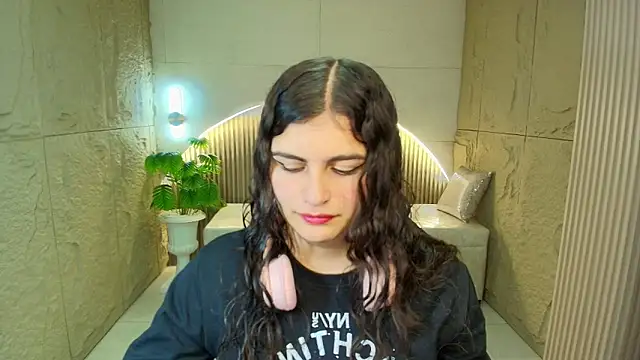 dany r  online show from March 2026 12:50:02 PM