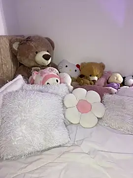 Mericute  online show from February 2026 02:07:02 AM