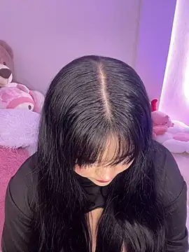 Mericute  online show from December 2025 02:48:02 AM