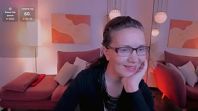 Irene Marlow online show from October 2025 01:36:02 PM