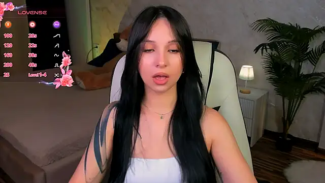 StarlitFairy online show from October 2025 05:22:01 AM