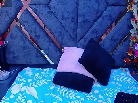 burbuja pink  online show from March 2026 03:48:01 AM