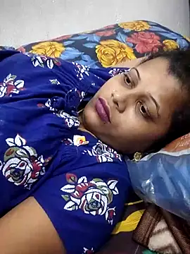 sweetqueen143 online show from March 2026 09:04:01 PM