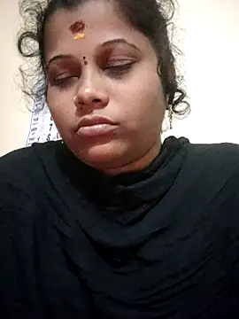 sweetqueen143 online show from January 2026 04:13:01 PM