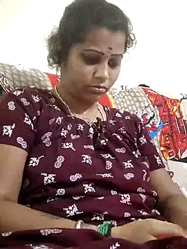 sweetqueen143 online show from November 2025 04:18:02 PM