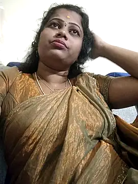 Snapshot of sweetqueen143 chatting on October 2025 04:30:01 PM sweetqueen143 online show from October 2025 04:30:01 PM