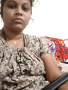 sweetqueen143 online show from November 2025 01:16:02 PM