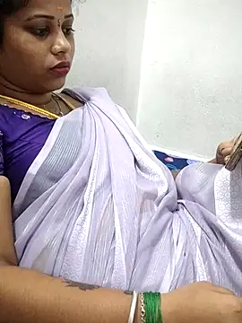 sweetqueen143 online show from April 2026 05:30:02 PM