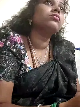 sweetqueen143 online show from November 2025 04:23:02 PM