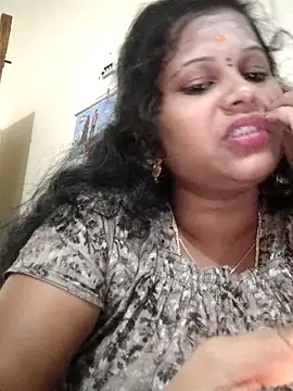 Snapshot of sweetqueen143 chatting on September 2025 03:29:01 PM sweetqueen143 online show from September 2025 03:29:01 PM